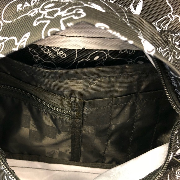 Snoopy Vans Peanuts Backpack - Picture 7 of 8